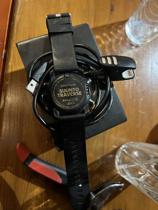 Смарт часовник suunto traverse
