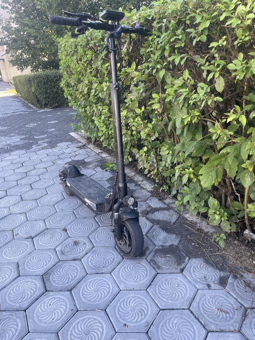 Vand trotineta ruptor r1 v2