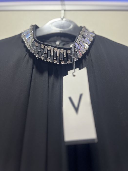 Дамска рокля маркова с камъни