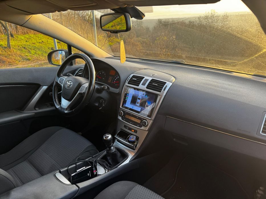 Toyota Avensis 2012 2.0 diesel manual