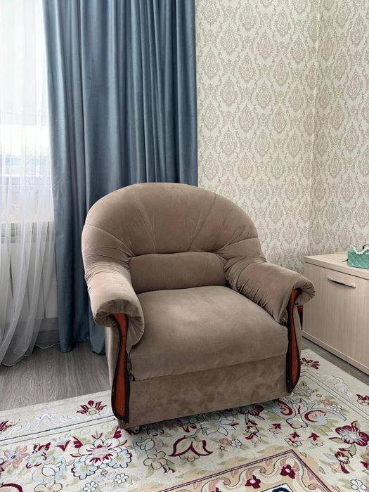 Продам диван и кресло