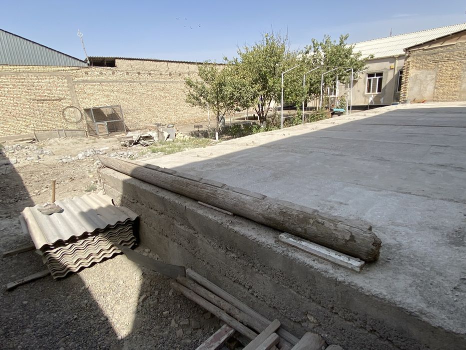 Тапчан , шефир , калама тарошалар сотилади