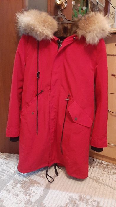 Продам парку.мех натуральный