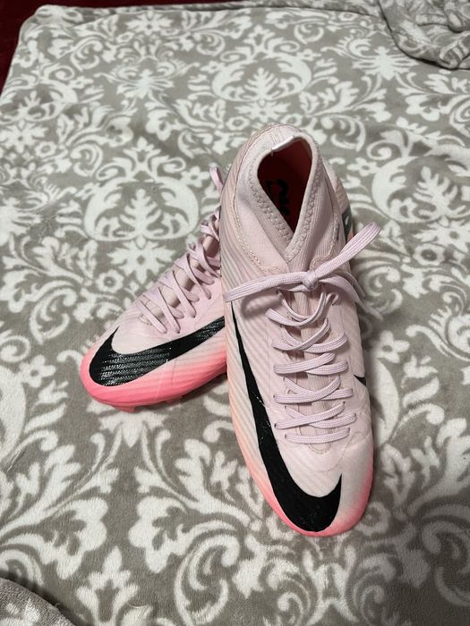 Crampoane nike originali