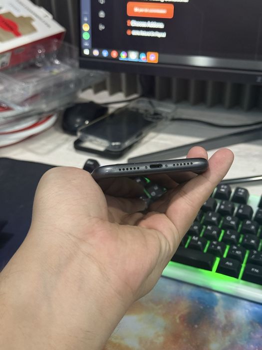 Iphone 11 ideall  255$