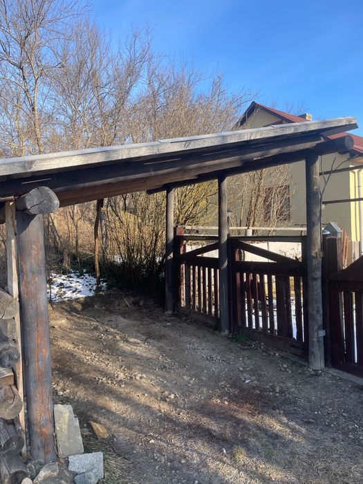 Vand casa in localitatea Pustuta
