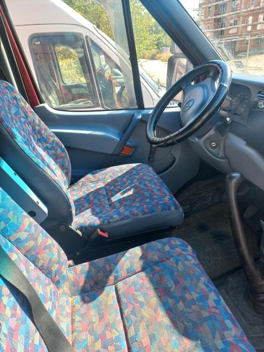 Мерцедес sprinter 212D