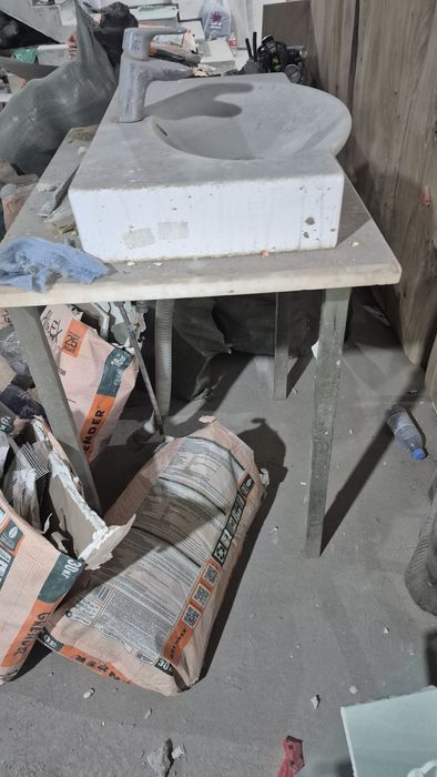 Раковина со смесителем