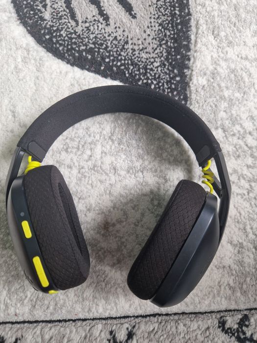 Vand casti Logitech g435