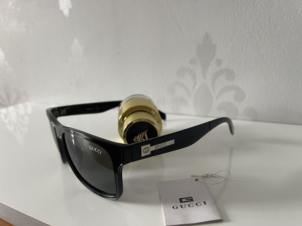 Ochelari de soare carrera chanel rayban gucci armani