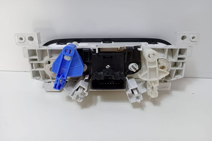 Panou comanda AC E1093049Ac Opel Vivaro B seria