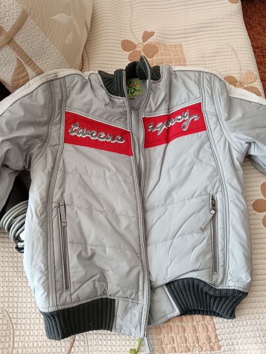 Две якета за момче и момиче