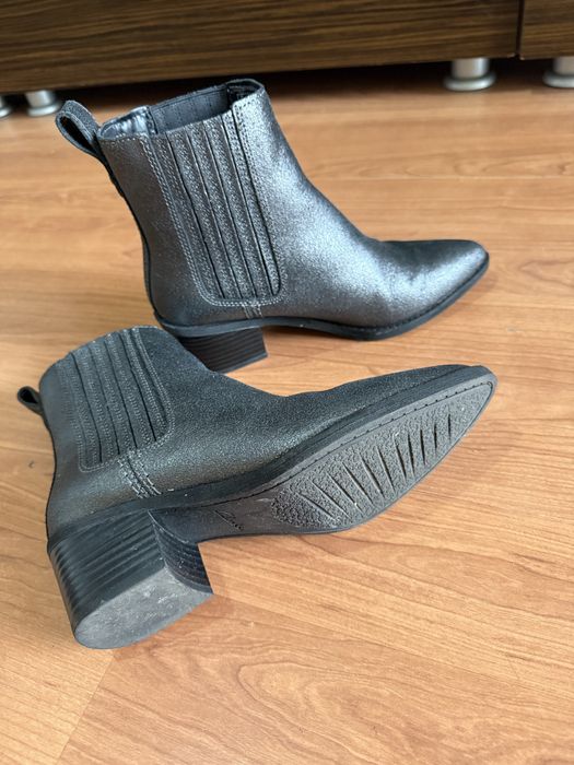 Botine cowboy Clarks piele , impecabile