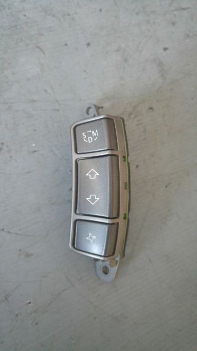 butoane comenzi volan dreapta  bmw seria 7 e65 6911586