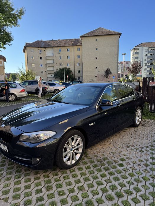 BMW seria 5 F10 520D 2012 automat