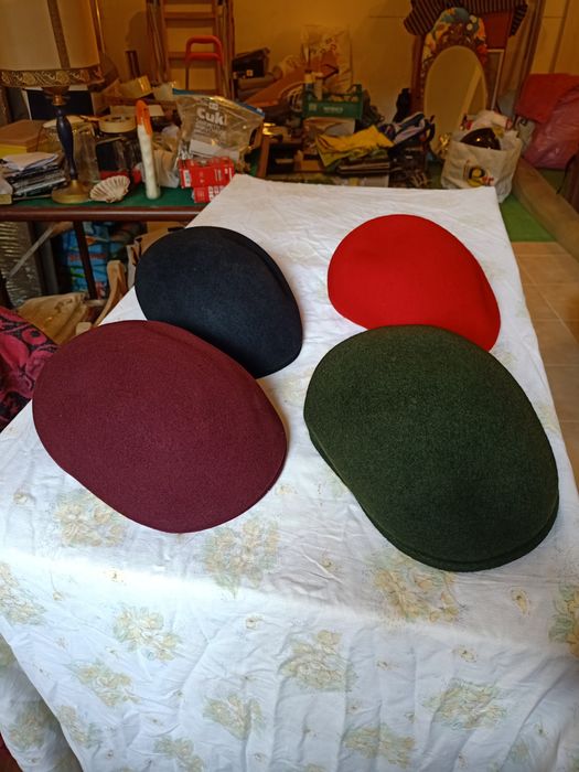 Pălării clasice și băști bărbătești