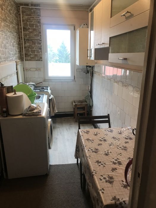 Dau în chirie apartament cu o cameră în Dâmbu Pietros