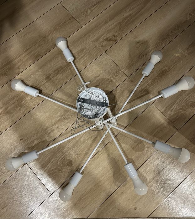 Люстра продоется хорошом состояние