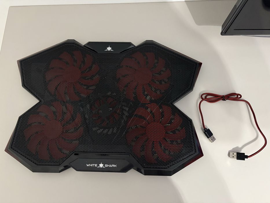 Cooler Laptop White Shark 17.3"