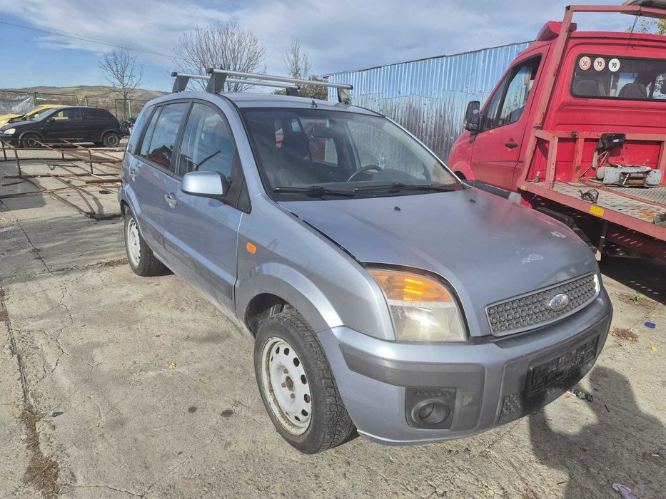 Vand bara fata,faruri,capota,hayon,stopuri Ford Fusion