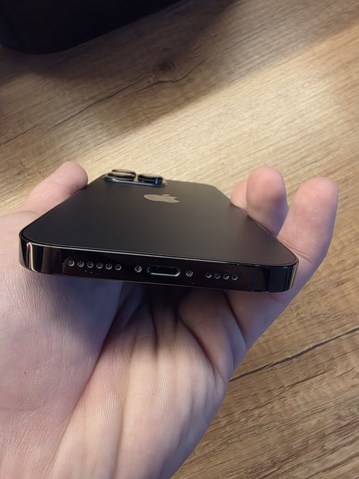 Продавам IPhone 14 pro max 128 gb