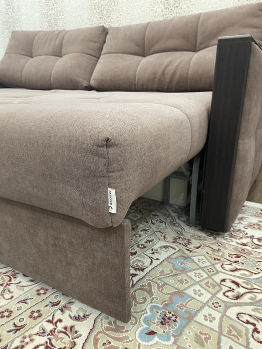 Диван (Divan) RIVALLI