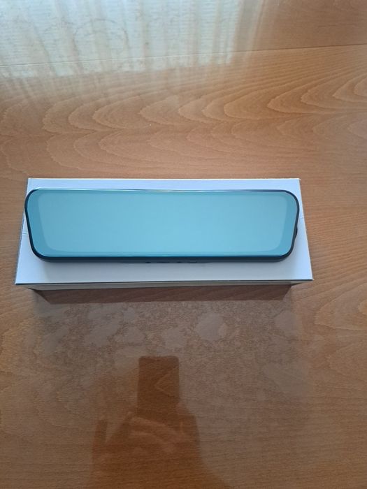 Огледало с видеорегистратор за автомобил