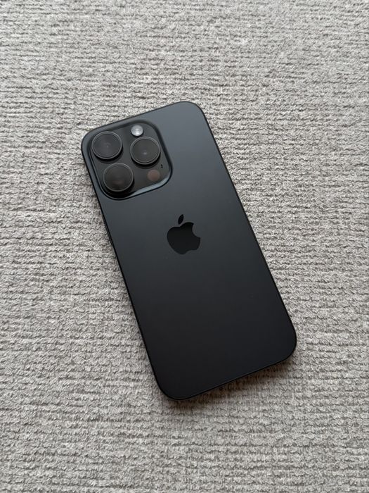 iPhone 15 pro 256gb черный