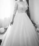 Vând rochie de mireasa mărimea 38/40 (corset reglabil)
