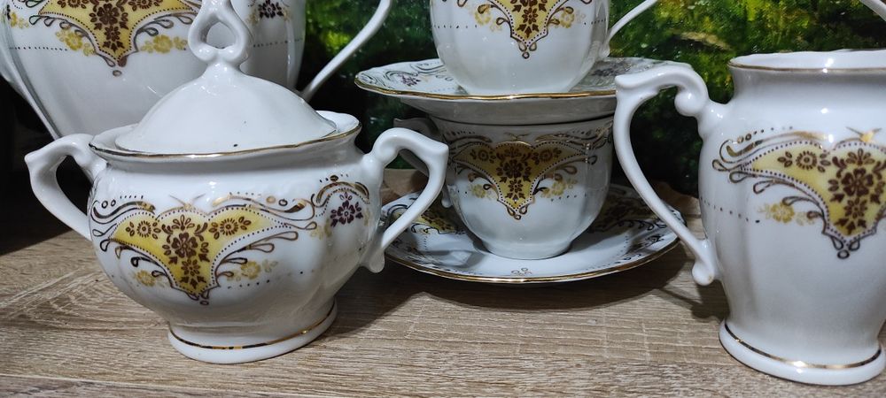 Буркани за подправки сервиз