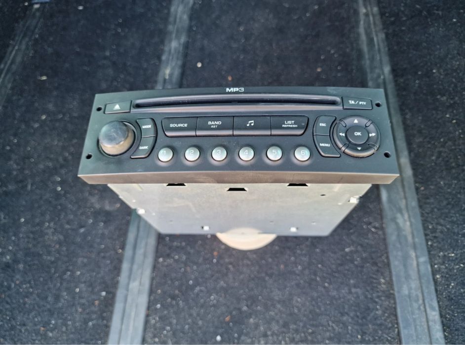 Оригинално Радио MP3 Citroen C4 C5 Peugeot 407 Radio CD Stereo