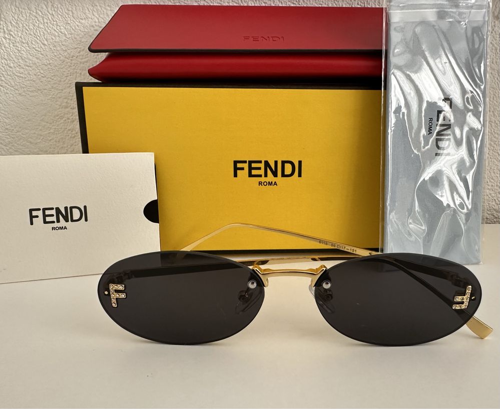 Fendi слънчеви очила с лого, Налични