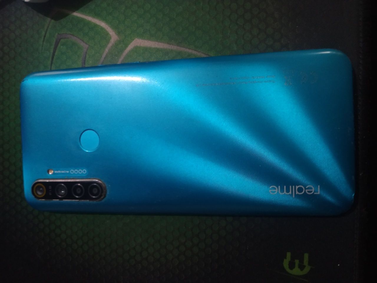Realmi 5i 4/64 экран