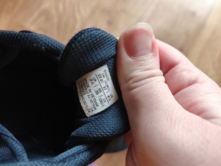 Маратонки Асикс  37