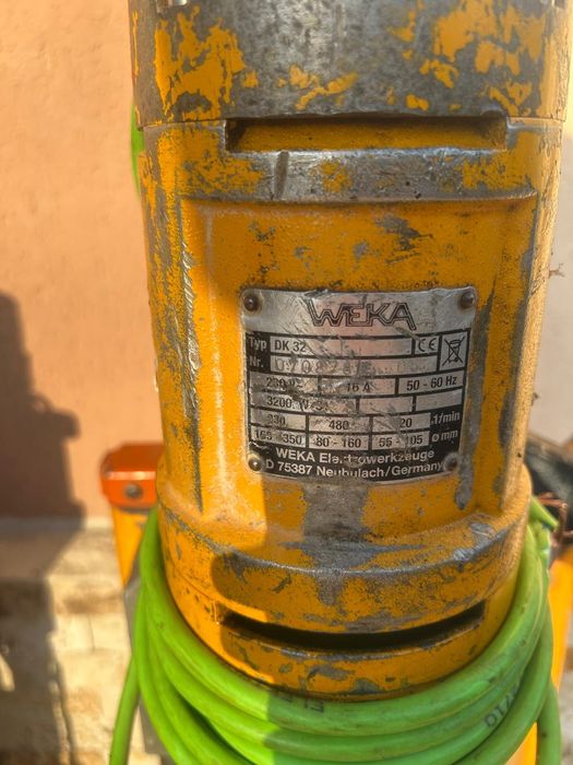 Carota Weka dk 32 pompa apa waker neuson  pt 2 role sarma makia  rigip