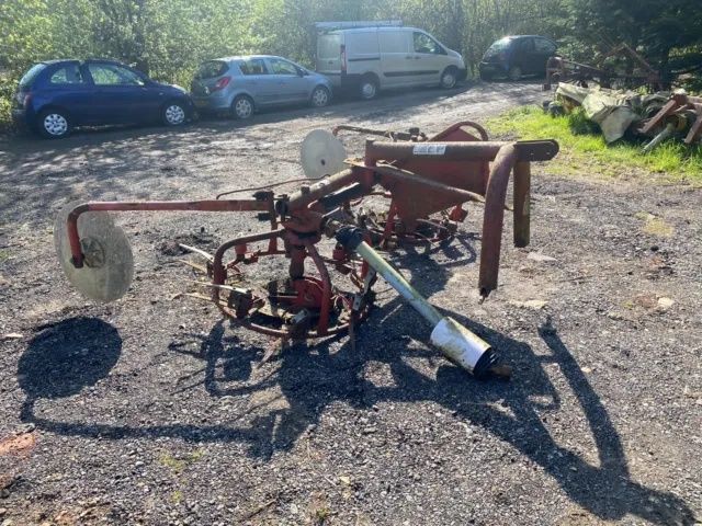 Grebla Vicon  RH 300  intors/adunat  2 rotoare, 3m