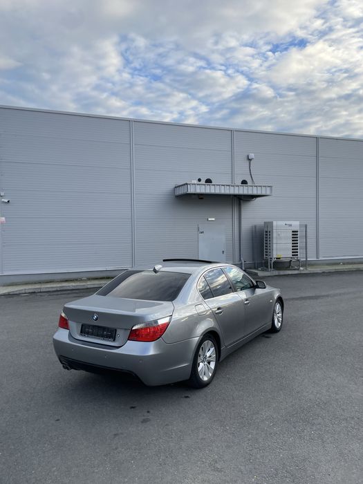 Vând BMW seria 5