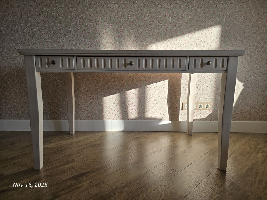 Nikkos стол письменный Хельсинки