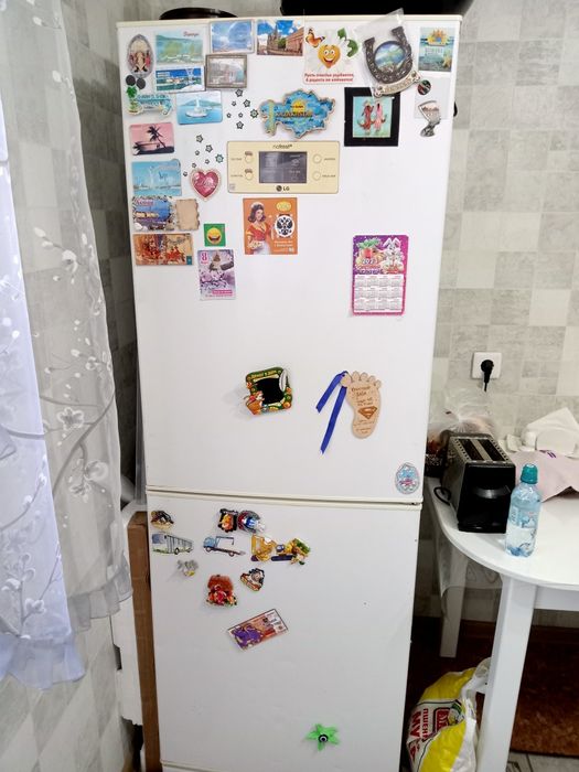 Продам холодильник марки LG