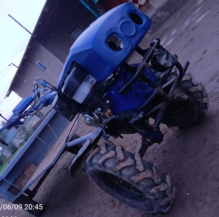 Motoblok sotiladi arvasi bilan srochni.