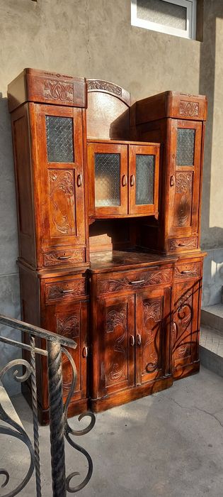 Продаётся шкаф деревянный