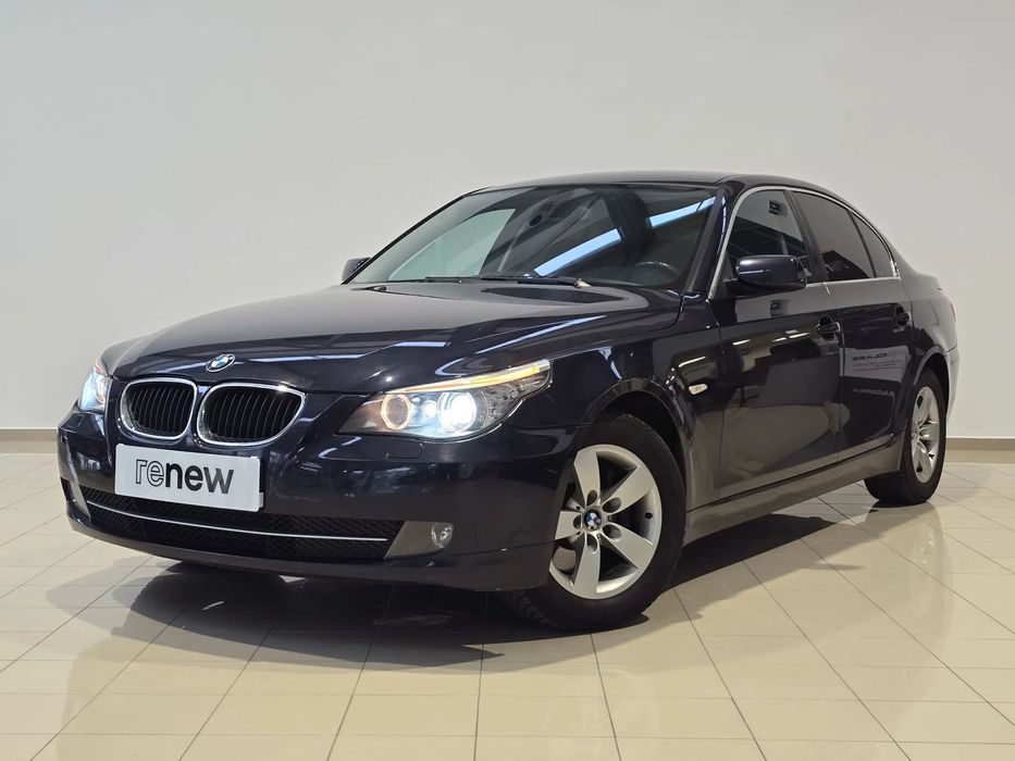 BMW Seria 5 BMW Seria 5 – Model 520d , an fabricație 2009.