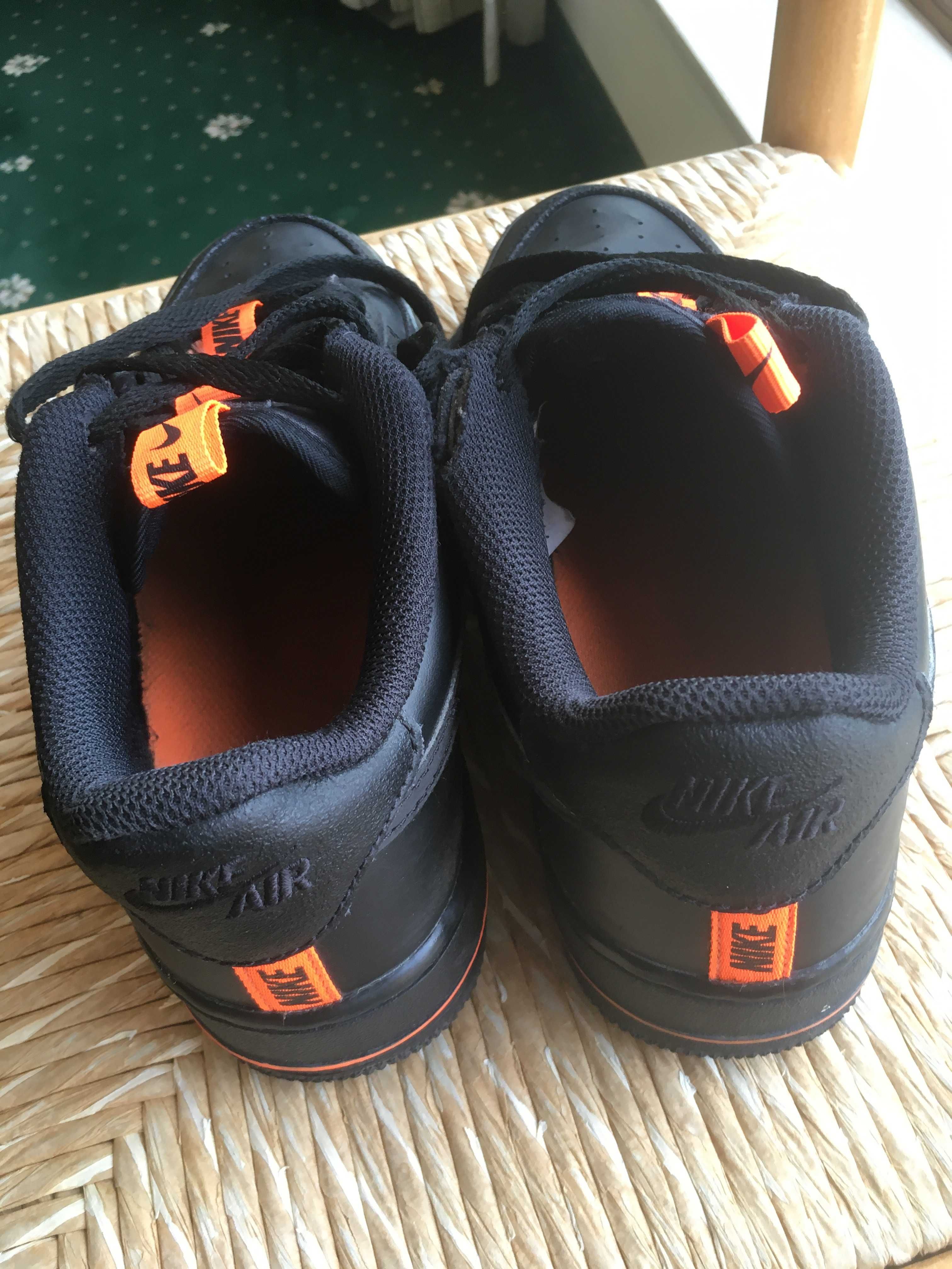 обувки NIKE AIR FORCE 1 LV8 –  размер 40 - ОРИГИНАЛНИ