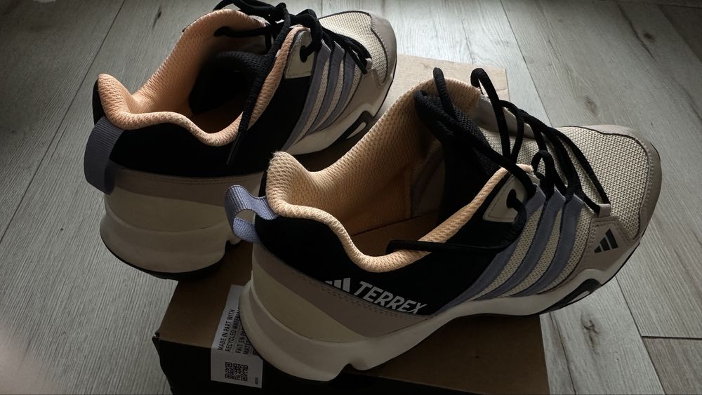 Маратонки Adidas Terrex 39 1/3