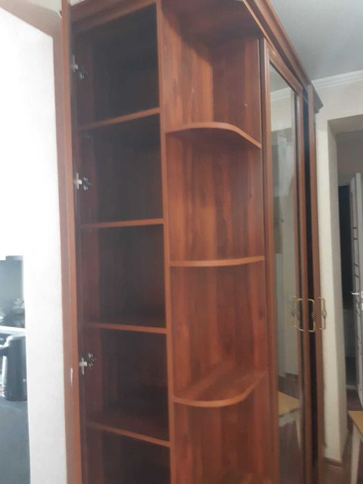 Продам шкаф для одежды