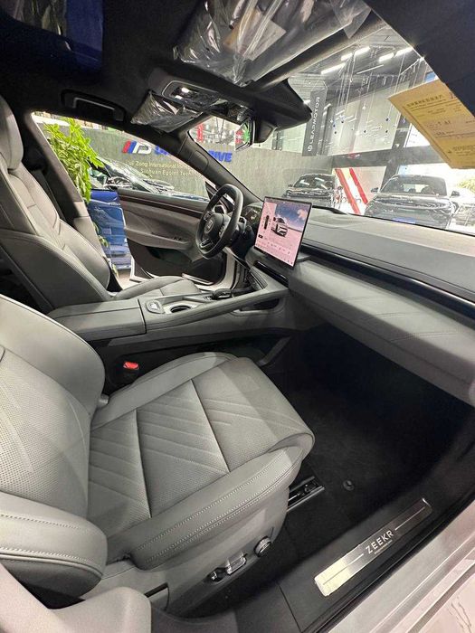 ZEEKR 001  Z SPORT full