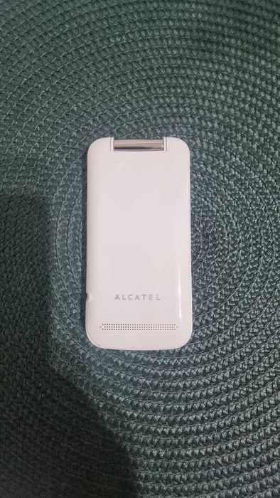 Super telefon Alcatel 2010G perfect