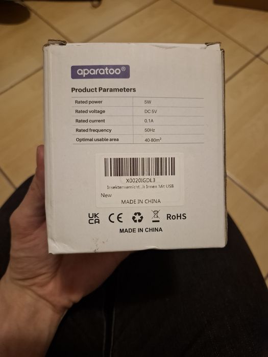 Lampa pentru țânțari pentru camera copiilor