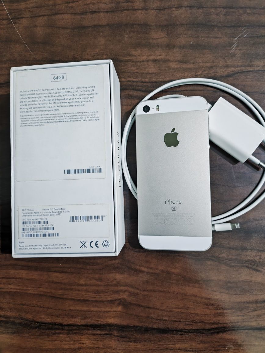 Iphone SE  ideal 64 gb
