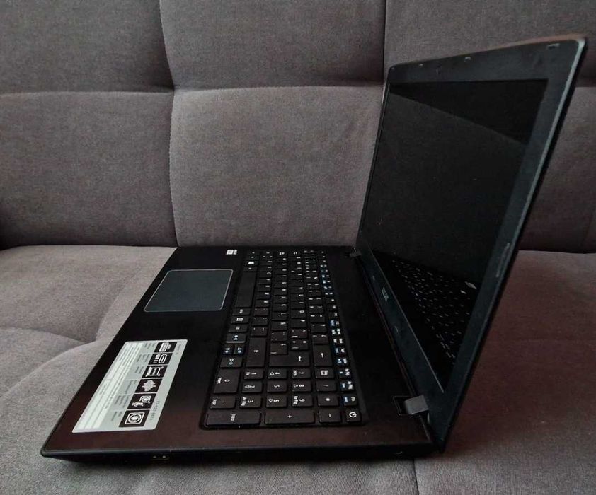 Laptop Acer 4gb ddr4 ssd m2 win 10 si counter strike 1.6